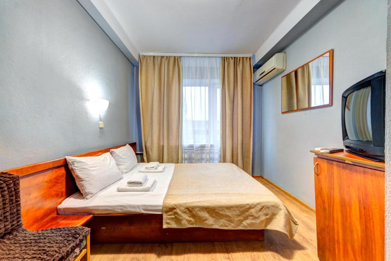 Hotel 7F Kijev Kültér fotó